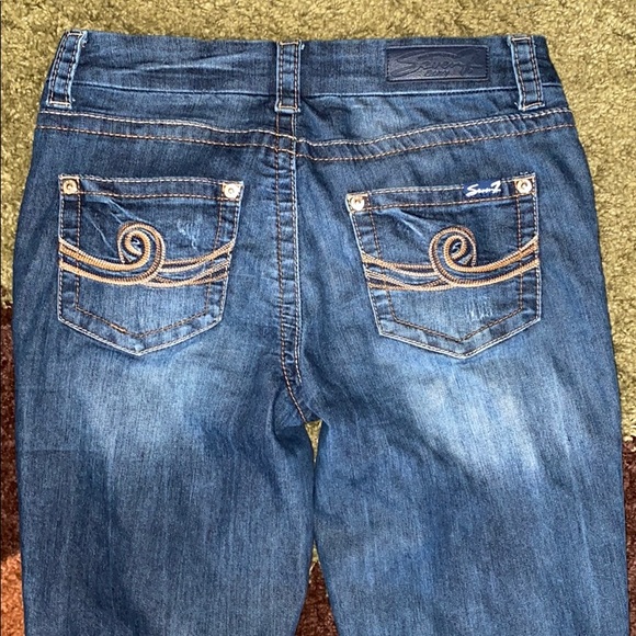 Seven7 Slim Boot Factory Distressed Jeans Size 6 - Picture 8 of 8